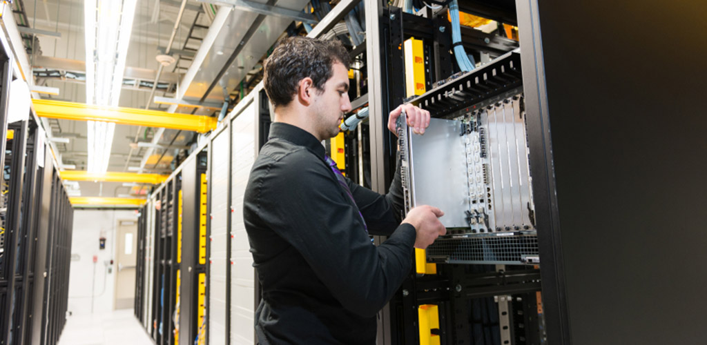 server technician