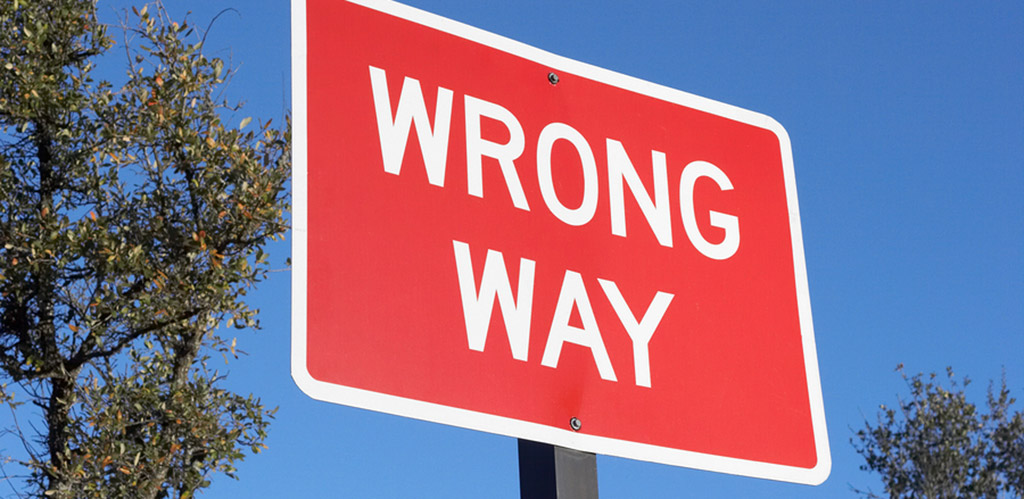 Wrong Way sign