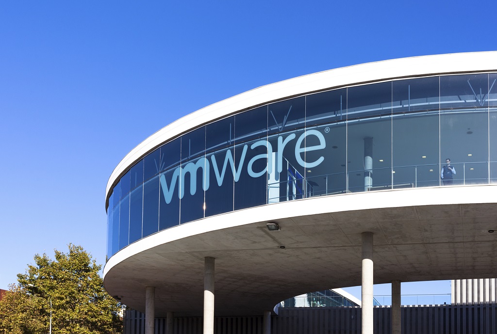 Automating the Integration at VMWorld 2016 - Aberdeen Strategy & Research